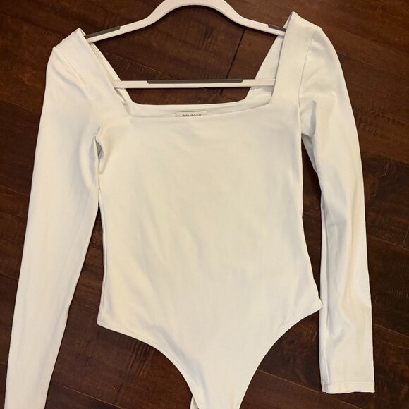 Aritzia Original Contour Squareneck Bodysuit - White - Size M - Picture 5 of 7